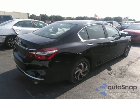 2017 Honda Accord Lx z USA, uszkodzony, nr VIN 1HGCR2F42HA142883